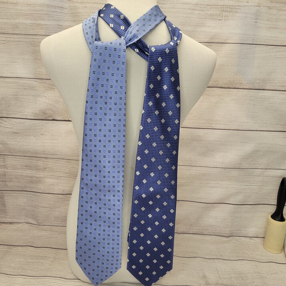 Grant Thomas Lot of 2 Neckties in Navy and Blue